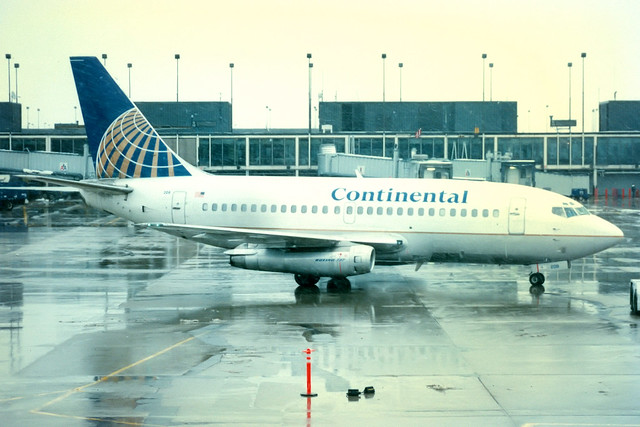 Continental Airlines | Boeing 737-100 | N14208 | Chicago O'Hare