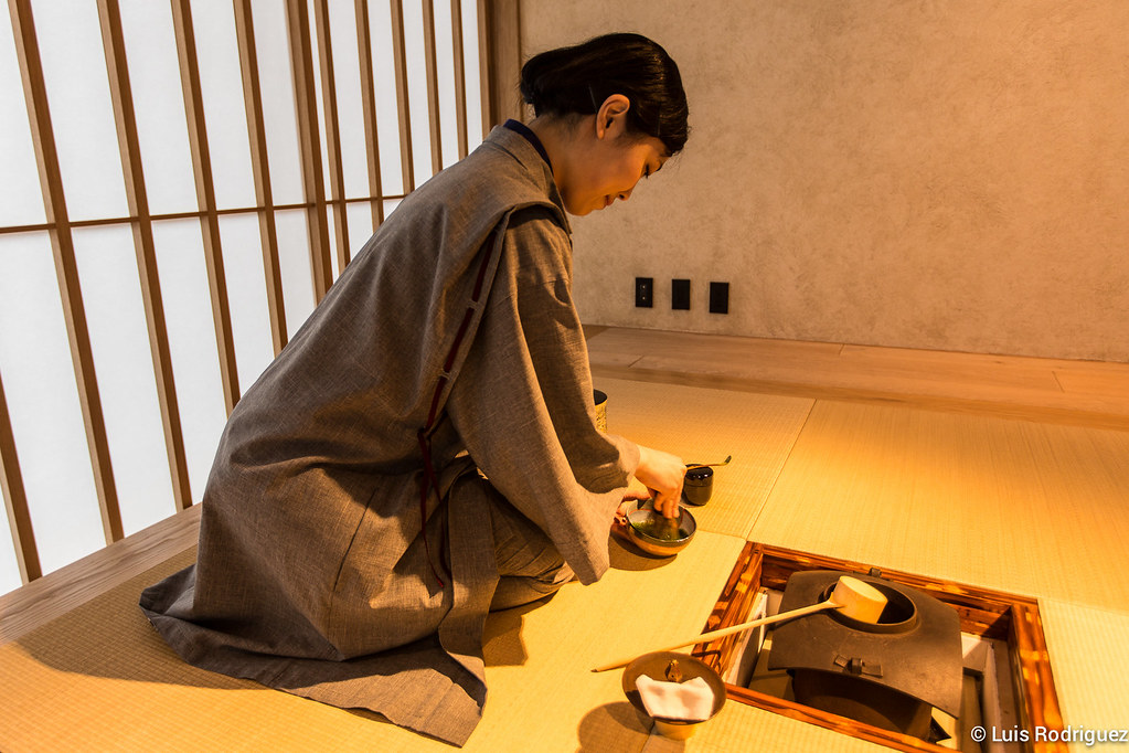 La ceremonia del té es uno de los orígenes del omotenashi