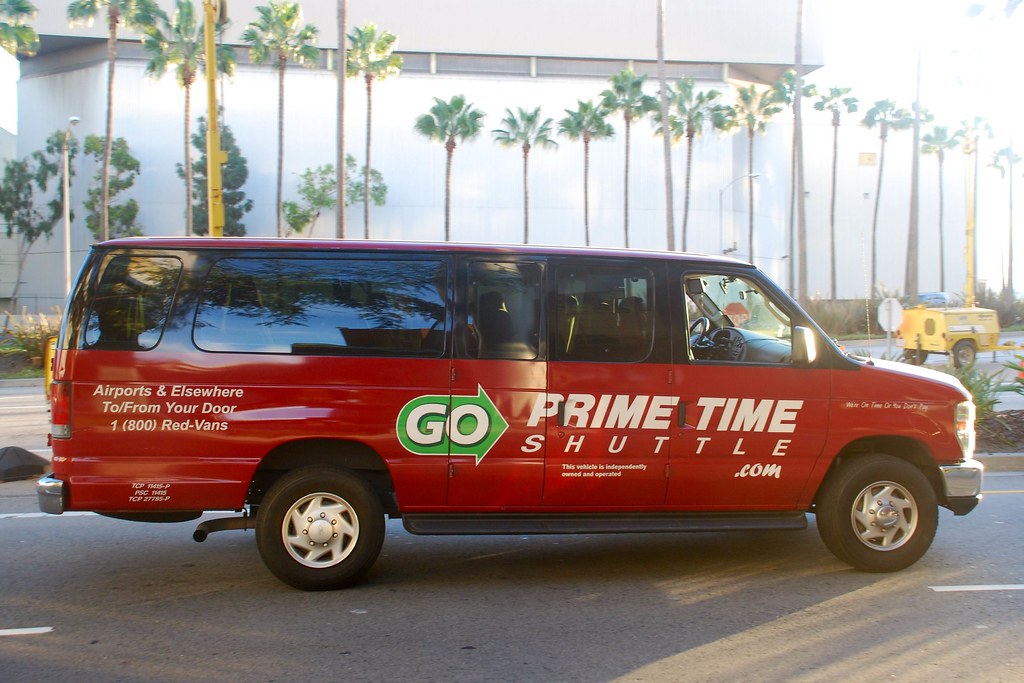 Ford E350 airport shuttle in Los Angele 