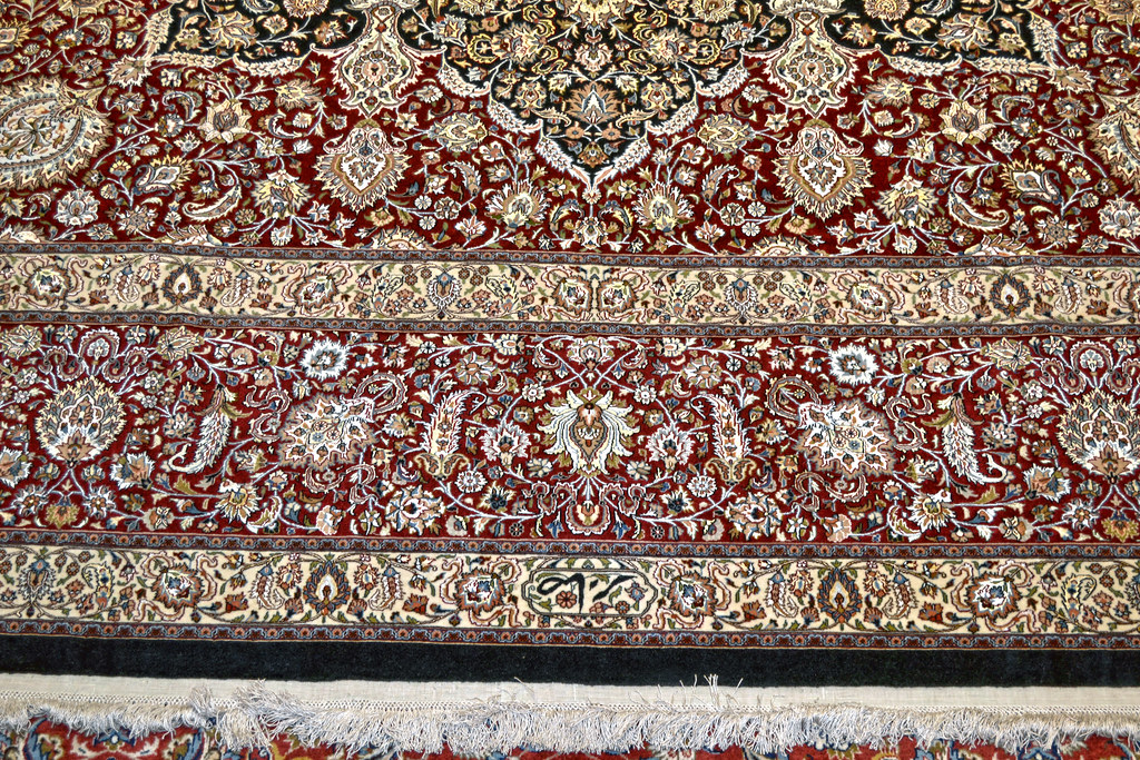 Signatures persian rug What Makes