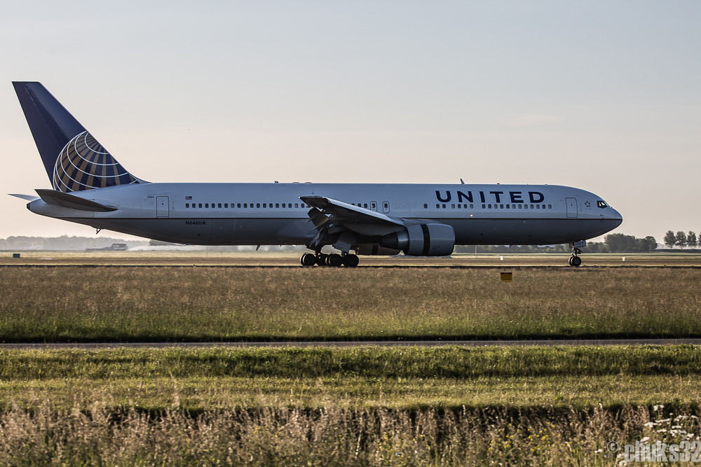 United Airlines l N646UA l Boeing 767-300