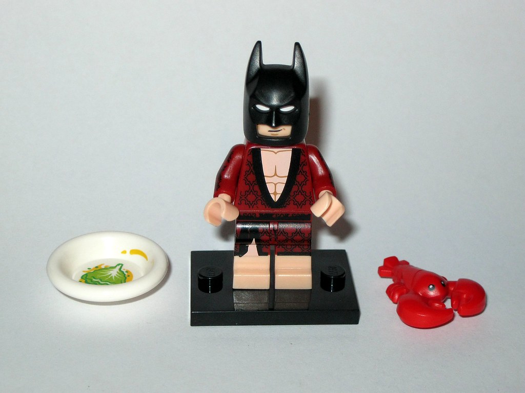 LEGO DC BATMAN MOVIE LOBSTER LOVIN BATMAN MINIFIGURE 71017 SUPERHEROES GENUINE 