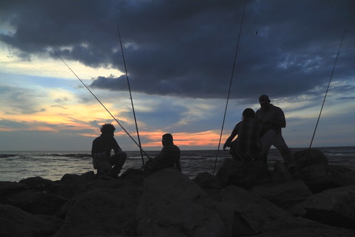 sunset sea sky clouds evening fishing rocks scenic srilanka colombo sril