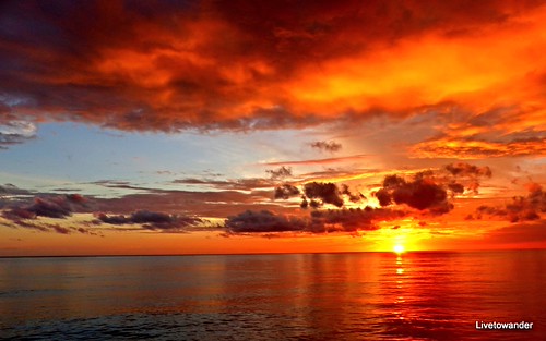 A Wine-Dark Sea by livetowander, sunset naturaleza nature natureza panasonic pacificocean southpacific tropical png papuanewguinea tr