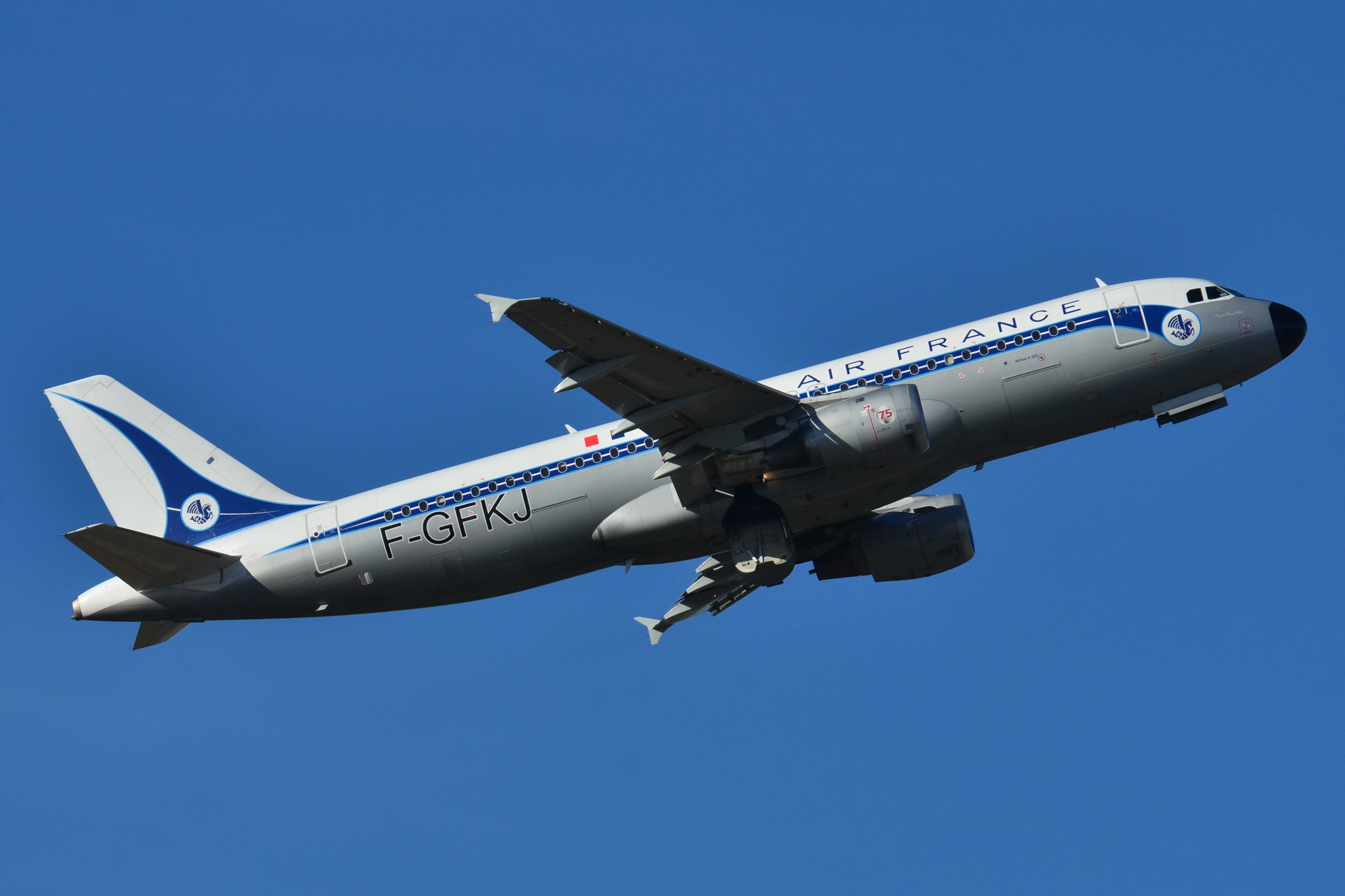 AIR FRANCE 旅客機A320-200 This Is Not A Mistake: Why Air France