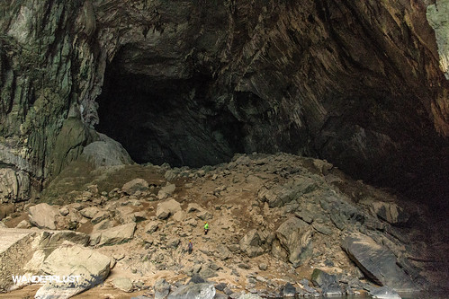 Hang En Cave 13 | by hughderr