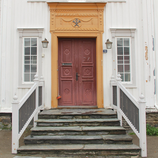 Røros Town Hall Entrance (TDD)