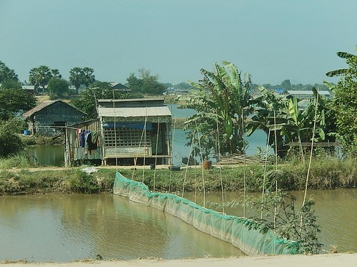 ponds palms barricades blocks hut simple aquaculture cambodia