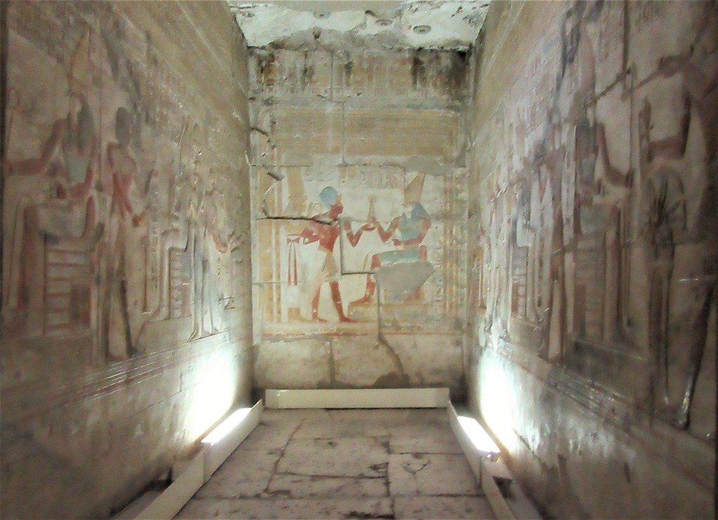 04 – One room of the Seven Sanctuaries in the Temple of Seti I at ...