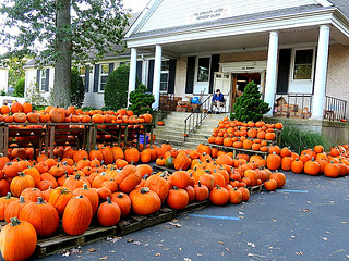 Pumpkin sale at Community United Methodist Church, 100 Par… | Flickr