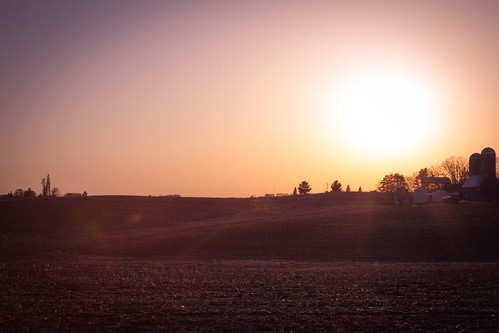sunset usa colors silhouette wisconsin spring warm unitedstates sundown farmland baycity hagercity esdaile