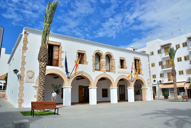 Ayuntamiento Santa Eularia des Riu