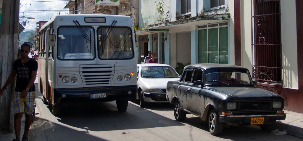 Cubanicay Omnibus, No. 4058, R1. Nov/2013