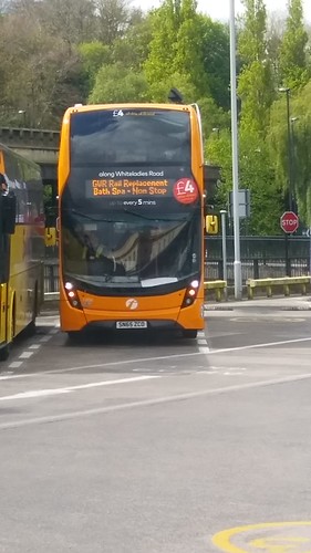 SN65 ZCO | Here we see Enviro 400 MMC 33958 SN65 ZCO seen on… | Flickr