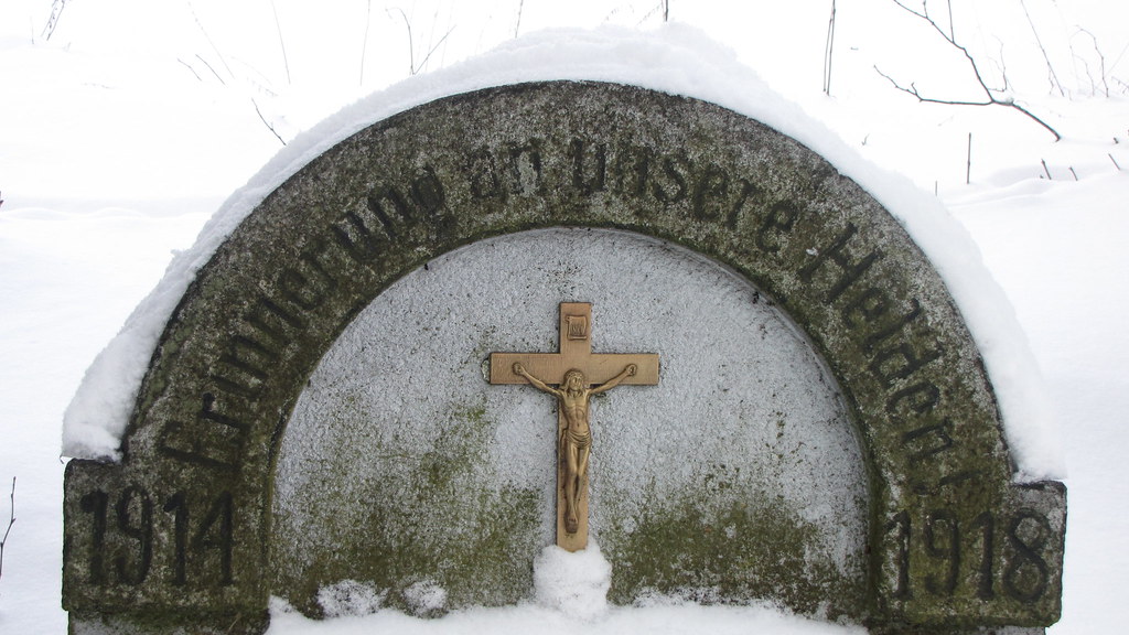 pomník obětem 1. světové války v Horních Nivách