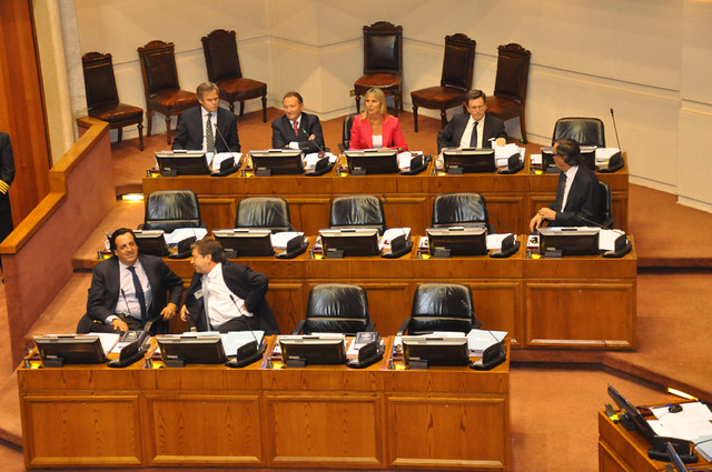 Senado aprueba idea de legislar el AVP / @Movilh Chile