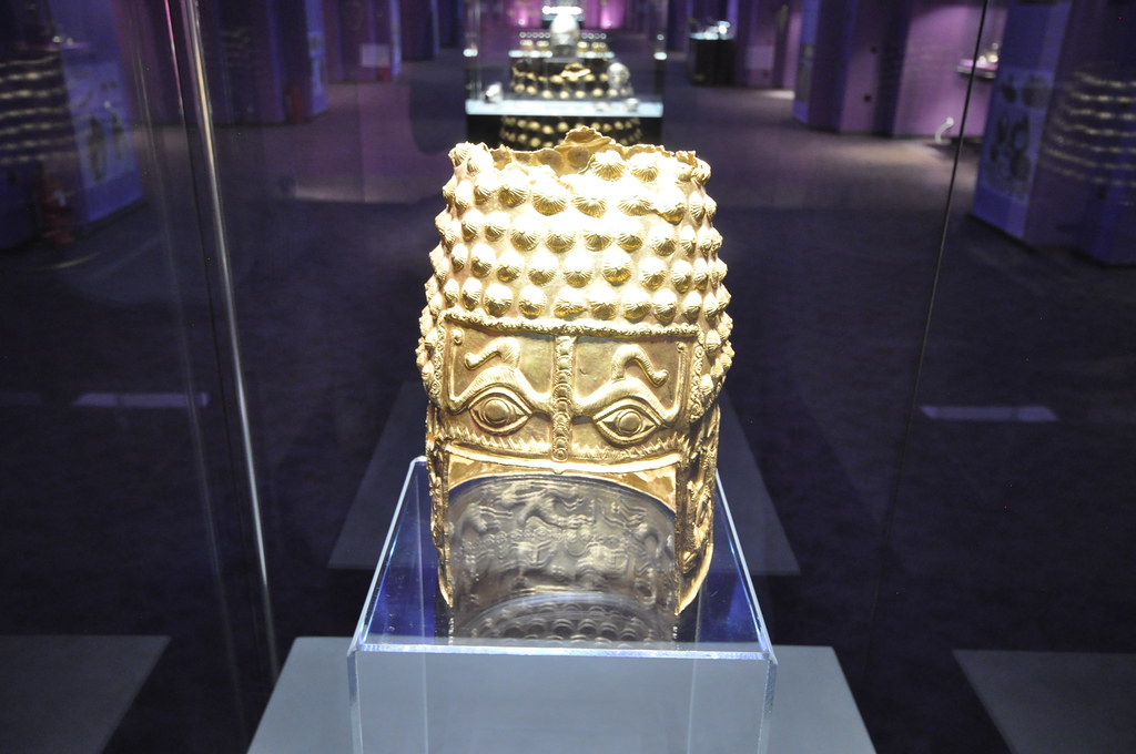 The Golden Helmet of Coţofeneşti - National Museum of Romanian History