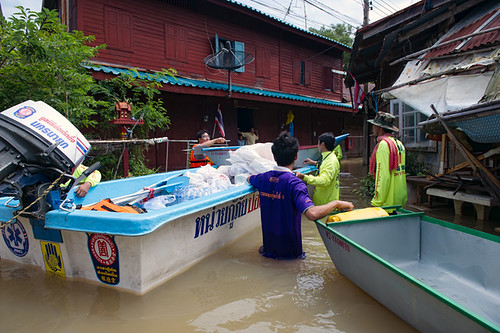 people woman house man tree nature water girl thailand boat flood disaster prachinburi simahaphot