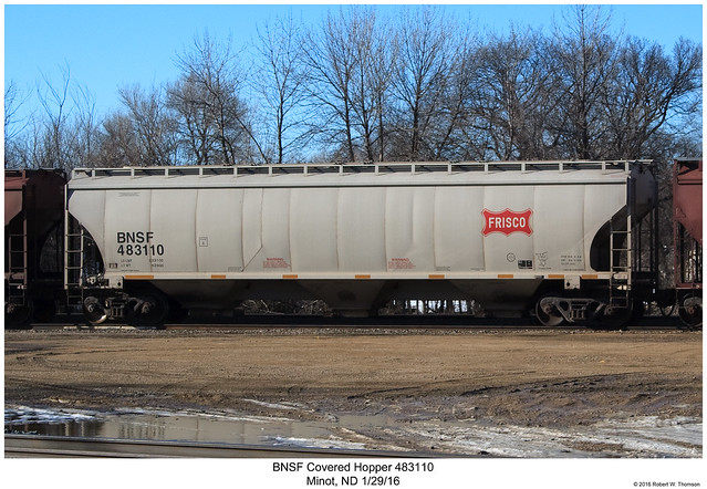 BNSF Covered Hopper 483110