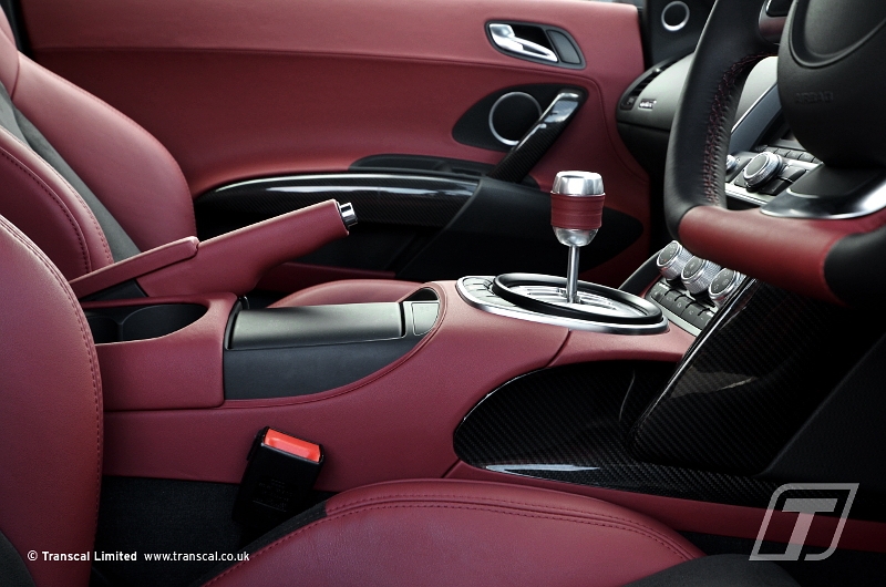 2023 Audi R8 Interior, Cargo Space & Seating | U.S. News