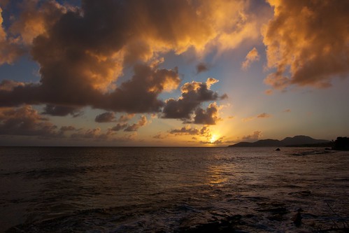 sunset vieques esperanza puertorico beach shore ocean caribbean clouds pastel mountains beaufinley isladevieques sonydscrx100