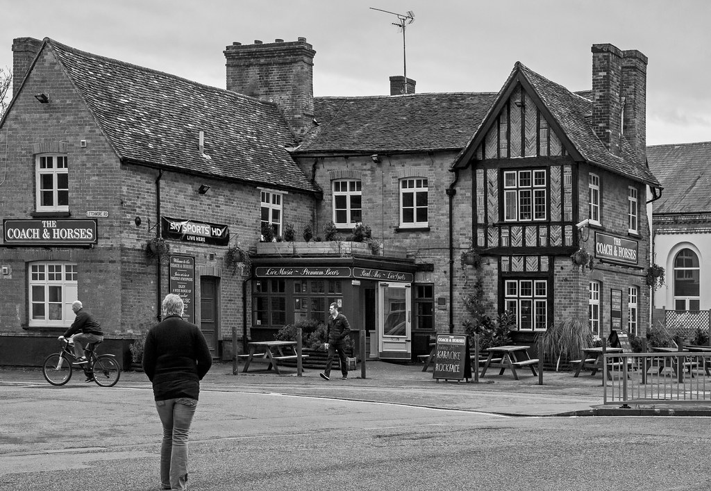 Stevenage Old Town (The Coach and Horses Pub) (BW) (Sony Alpha A99 & 28-70mm F2.8)
