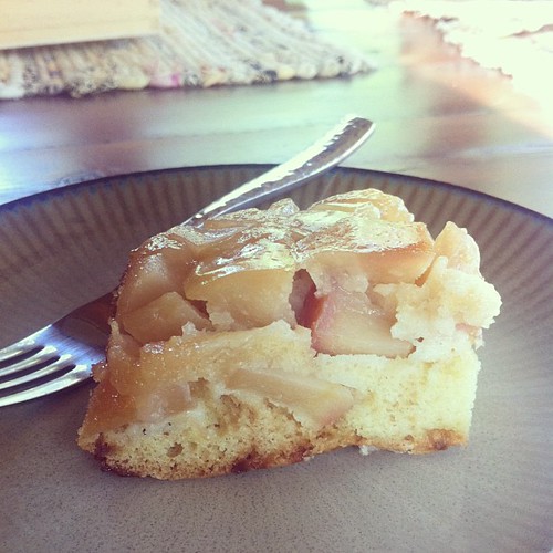 Honey-Apple Cake