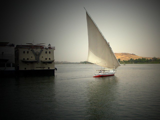 Faluca por el Nilo