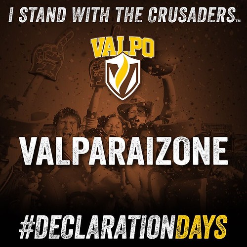 High school seniors, are you standing with Valparaiso University this fall? Visit declarationdays.com for a chance to win $5,000 toward your tuition from @towcaps #declarationdays