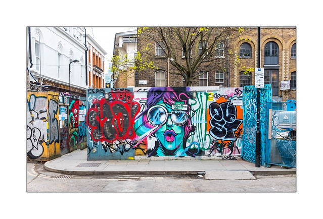 Street Art (Jay Kaes), East London, England.