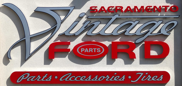 060713 Sacramento Vintage Ford Parts 001