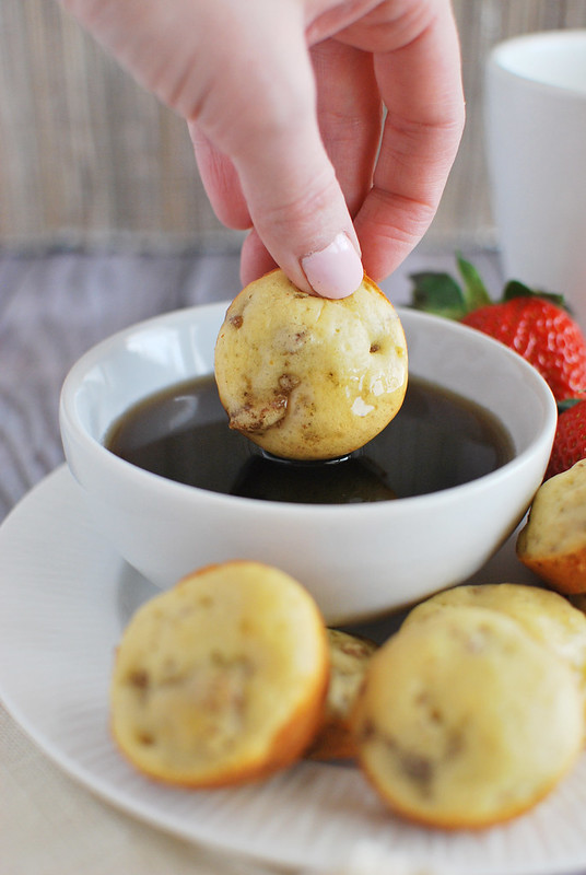 Mini Sausage Pancake Muffins - easy, make-ahead breakfast idea. Only 3 ingredients! Sweet and savory and delicious!