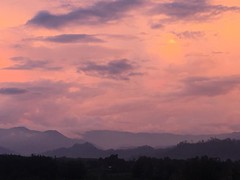 Our God is an awesome God. ? ... #sunsetmakesmepoetic #magichour #ihavethisthingwithsunsets #sundown #sunset #bestoftheday #instagramhub #Bukidnonmyhome #nature #wonders #ahhh #igsunset #sunsets #skyporn #sunsetporn #hubsunset #iphonography #la