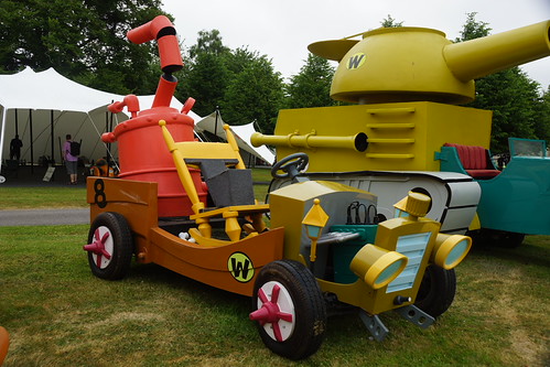 Arkansas Chuggabug - Luke and Blubber Bear, Wacky Racers, … | Flickr