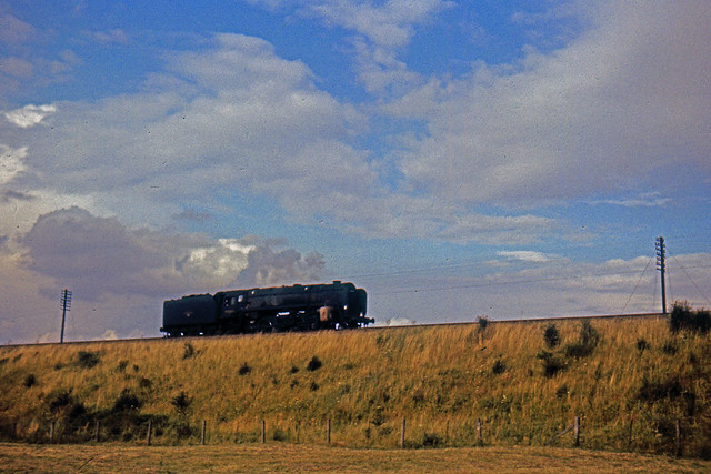 R1773.  A 9F 2-10-0 on the GC.