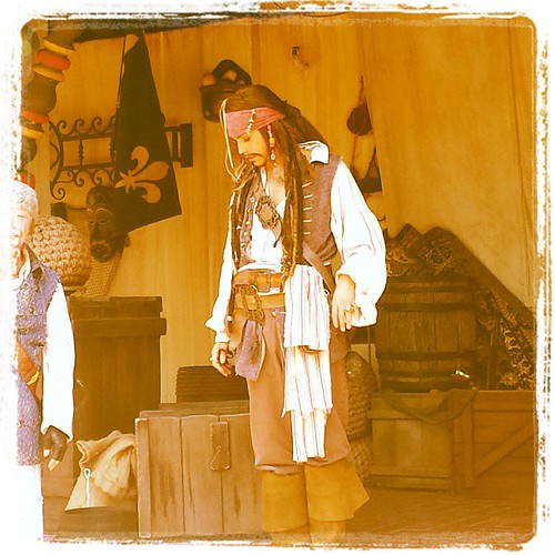Aye aye captain #instasummer #wdw #disneyworld #captainjack #scrapperonthestreet | by DaniNYC