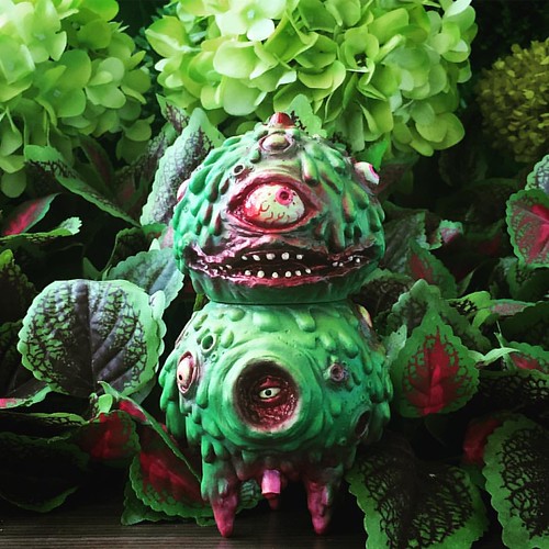 @zhangsheng1234 #kaijutan #mimimonster #sofubi #sofvi #ソフビ @paulkaiju #paulkaiju | by deniscat