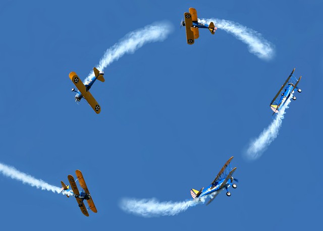 Five phases of a loop (photomontage) - Airshow - Lausanne 2011 - SWITZERLAND