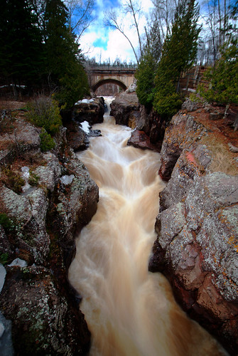 water minnesota river landscape waterfall spring outdoor northshore melt runoff temperanceriverstatepark temperanceriver