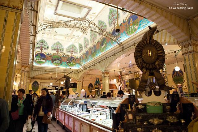 Food Shopping at the Luxury Shops in London: Harrod’s, Fortnum & Mason ...
