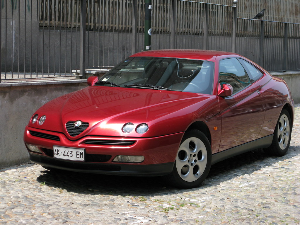 Image of Alfa Romeo Coupè Gtv
