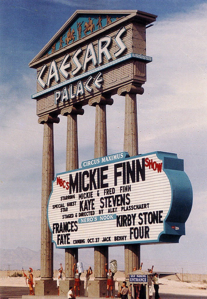 Vintage Las Vegas - Suite life at Caesars Palace (c. 1970 brochure