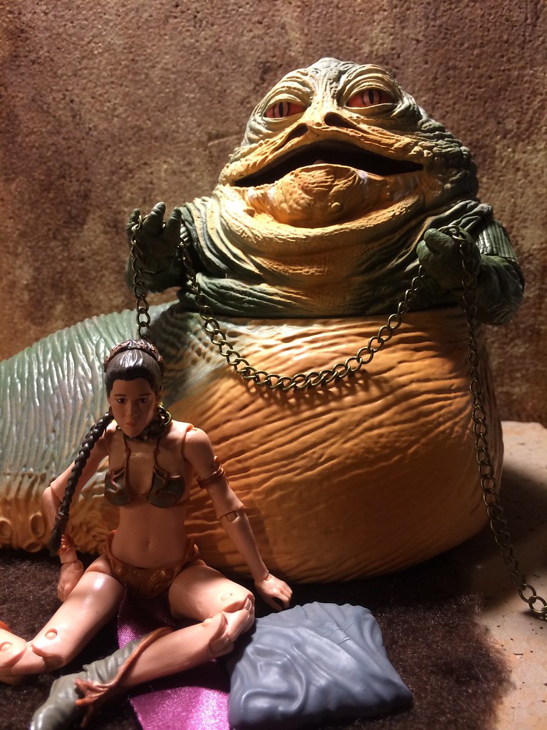 Jabba The Hutt and his new slave Star Wars Black Series SDCC Exclusive.