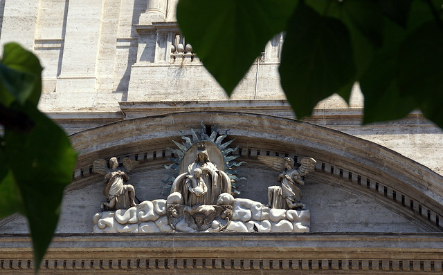 Rom, Piazza della Chiesa Nuova, Chiesa Nuova aka Santa Maria in Vallicella