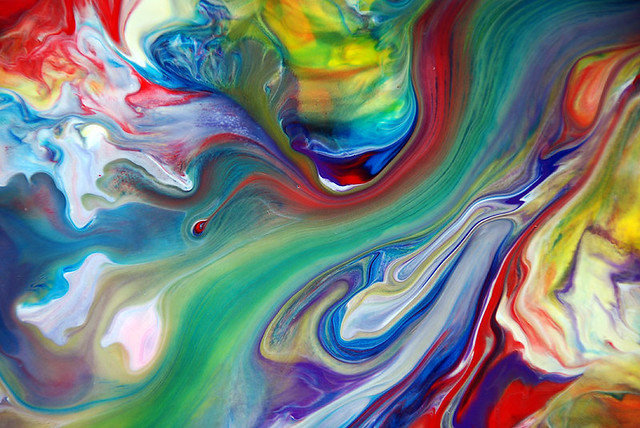Fluid Flowing Colours