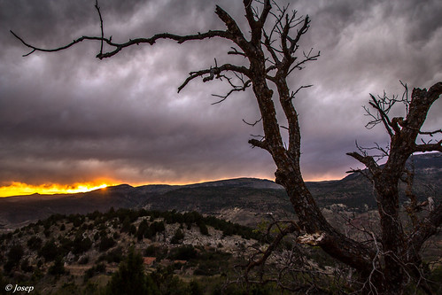 Cels i muntanyes. / Cielos y montañas de Javalambre. by Josep - fotos, .Moltes gràcies per eixe simple gest de fer click en les meues fotos i deixar una visita/comentari/i