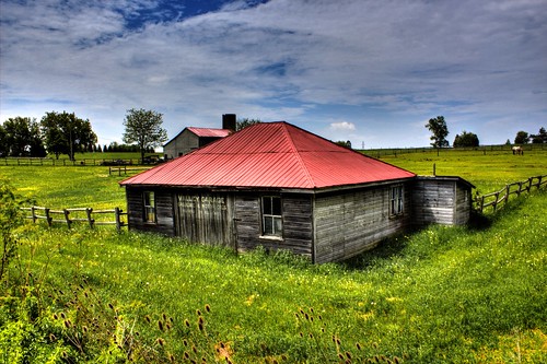 bishopgatesrd ontario oldgarage farm country red old work repair tools motors yellow mechanic wrenches pastures horses trees barn canon hdr color colour