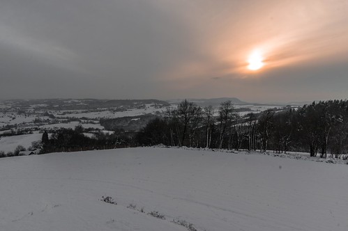 Top of the hill in sunset by rlubej, goričko winter sunset