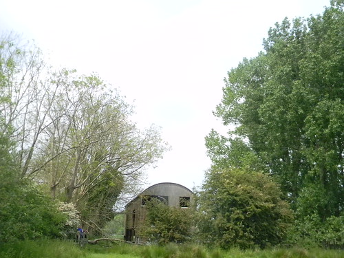Old barn Robertbridge (short) Circular