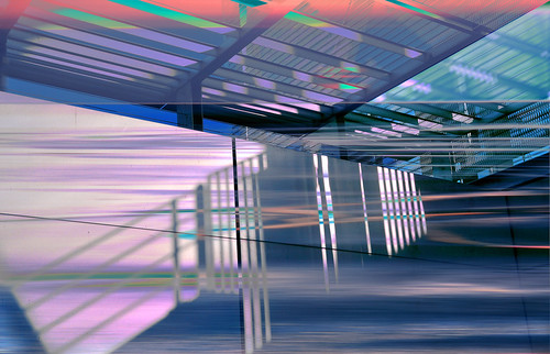 Knowledge is at the crossroads of future  -  La connaissance est à la croisée des futurs | by J. LoGo